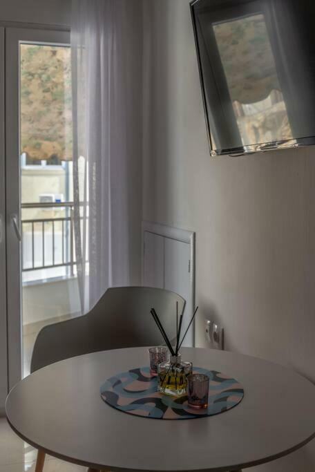 Coco Deluxe Apartment City Center Of Heraklion ภายนอก รูปภาพ